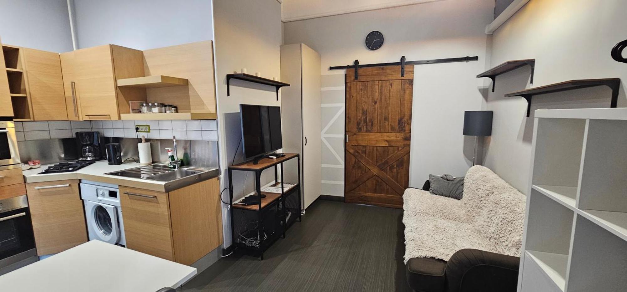 Central Dob Apartman Budapest Esterno foto